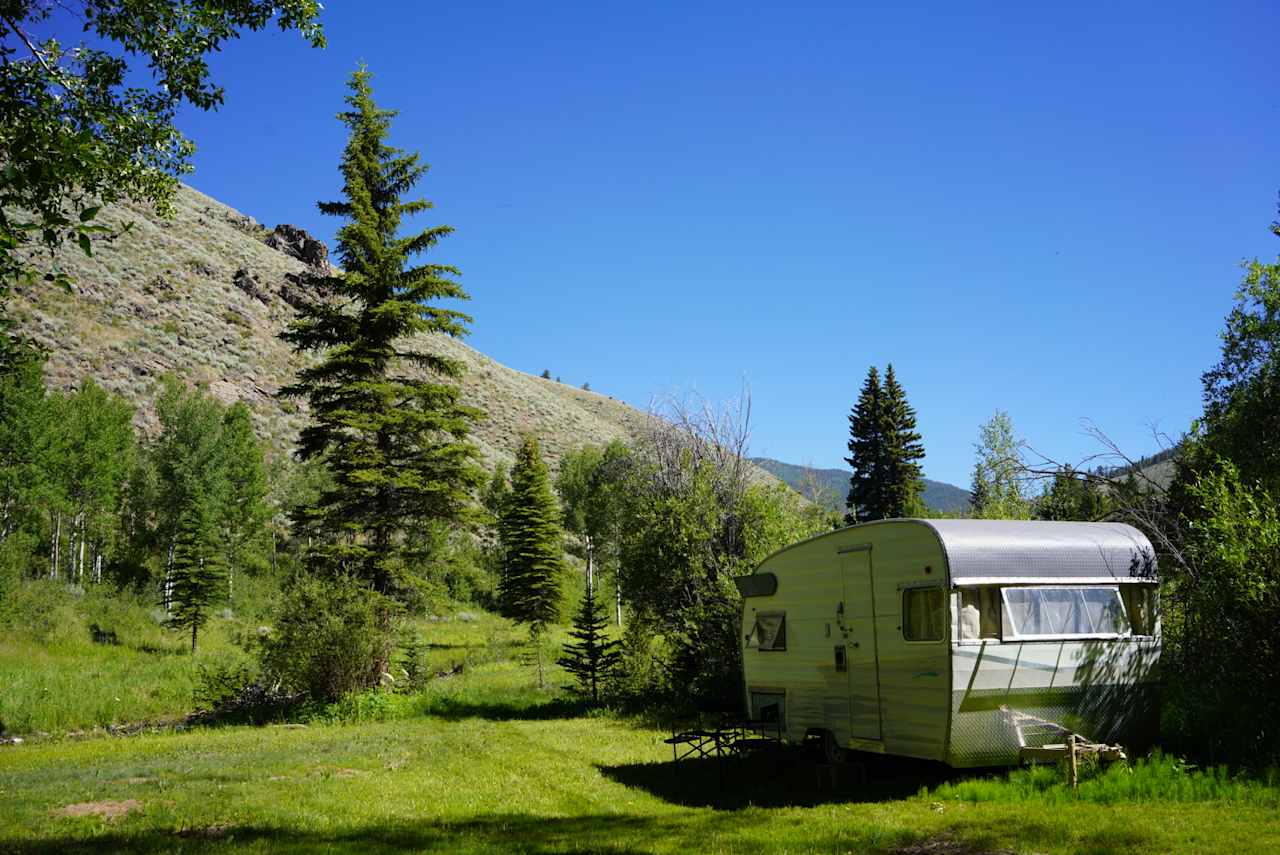 Riverside Vintage Campers