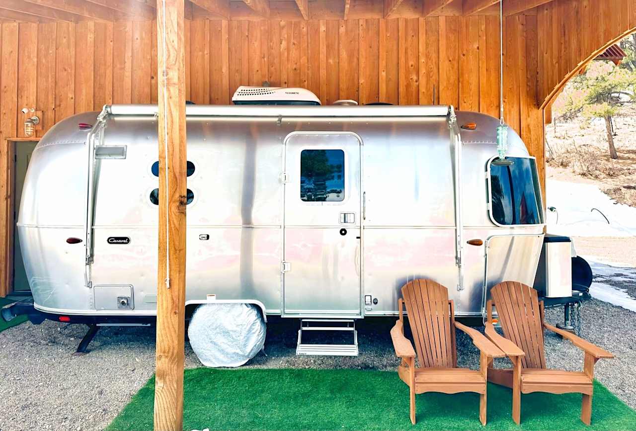 Navajo Peak Lodge Tent Glamping