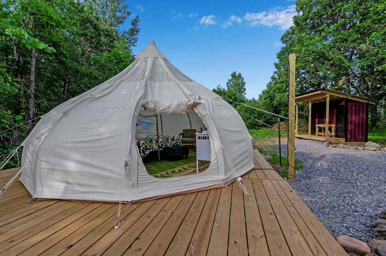 Rustic Escape Glamping Site