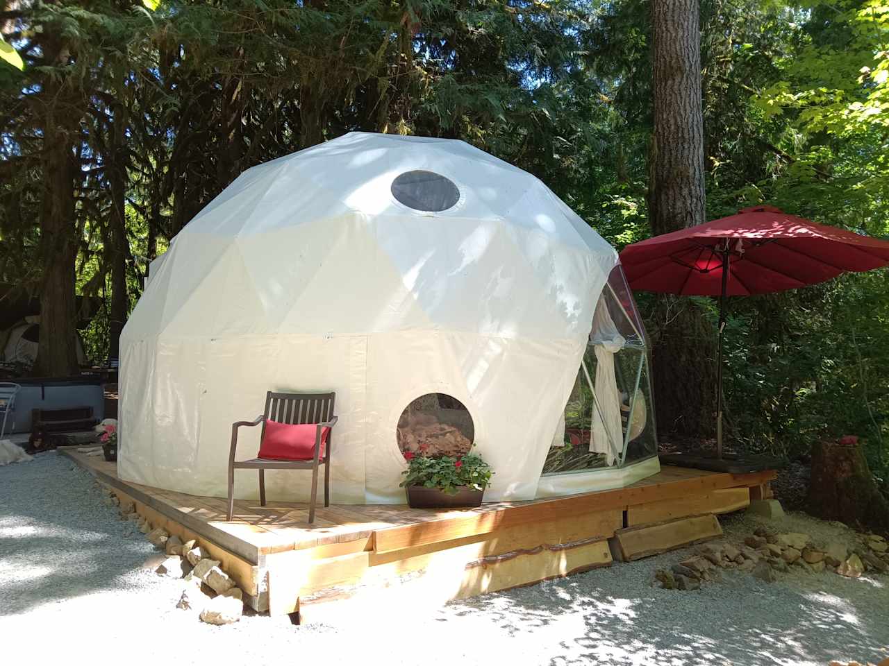 N. Cascades Glamping w/ Hot-tub