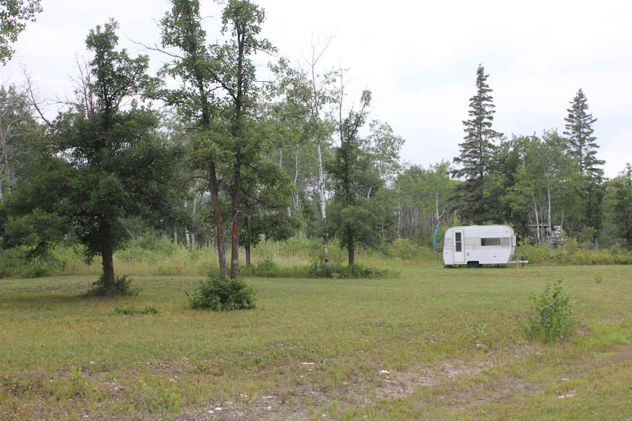 Between The Flags Camp 'n Cabins