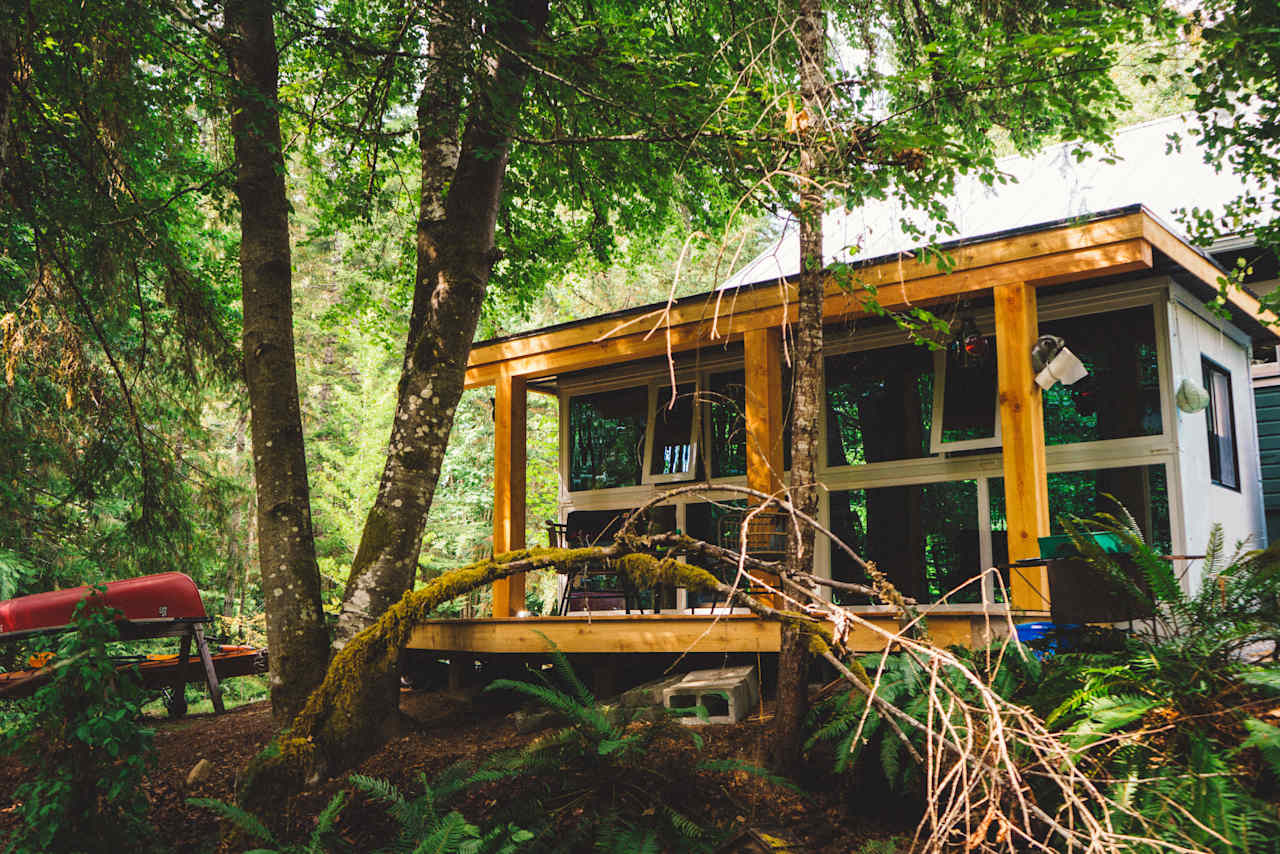 Teh cabin as seen from the woods. 