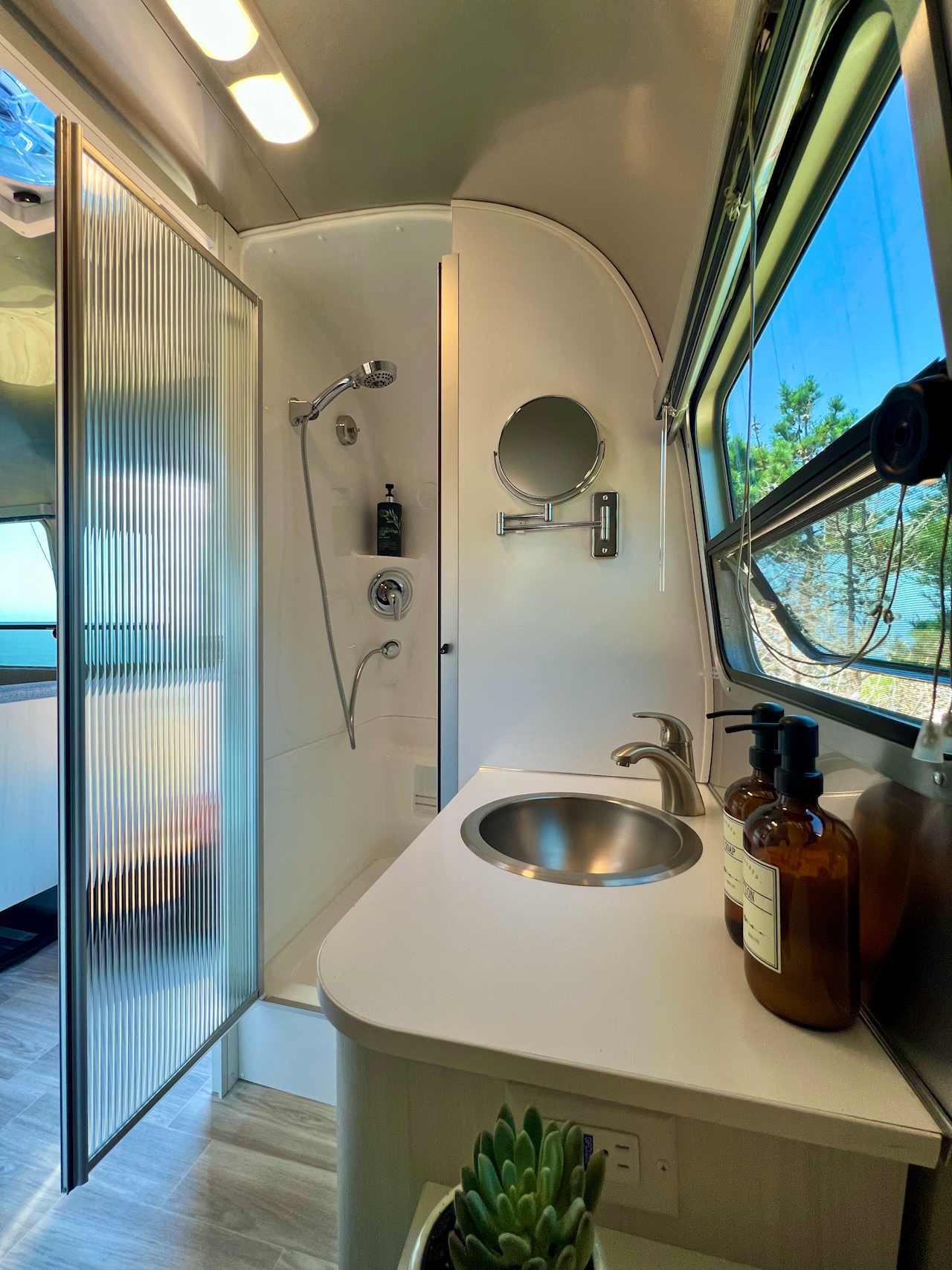 Tunitas Beach Overlook - Airstream