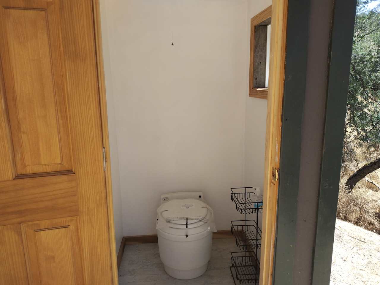 dry flush toilet