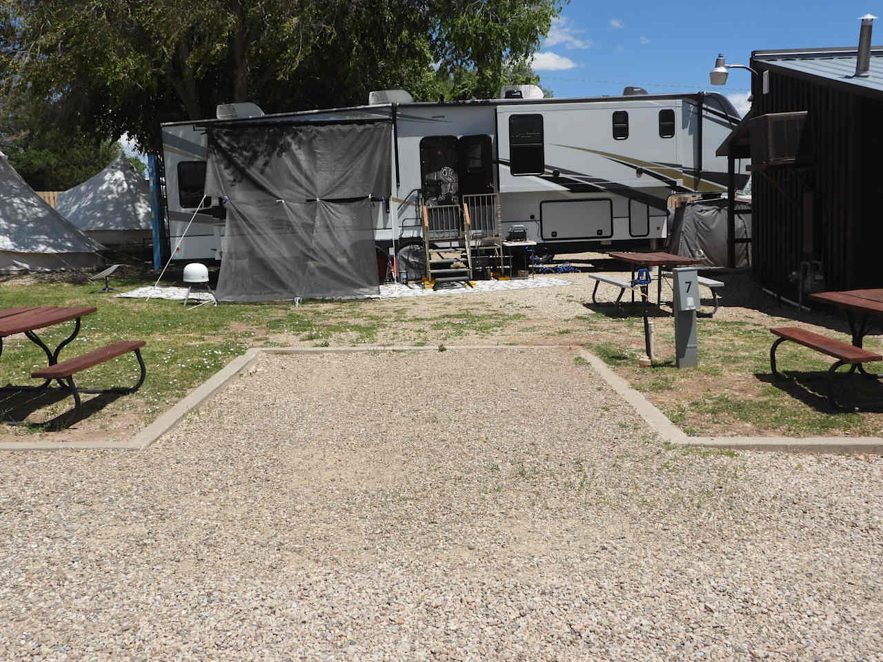 Old West RV Park - Cabins