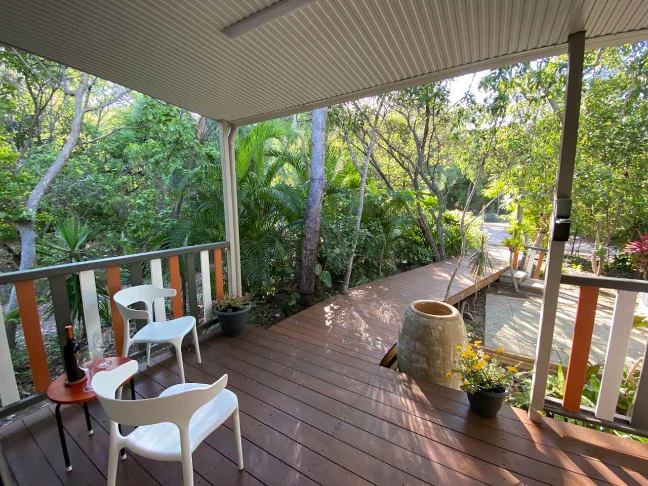 Magnetic Naturally  Island Cabin