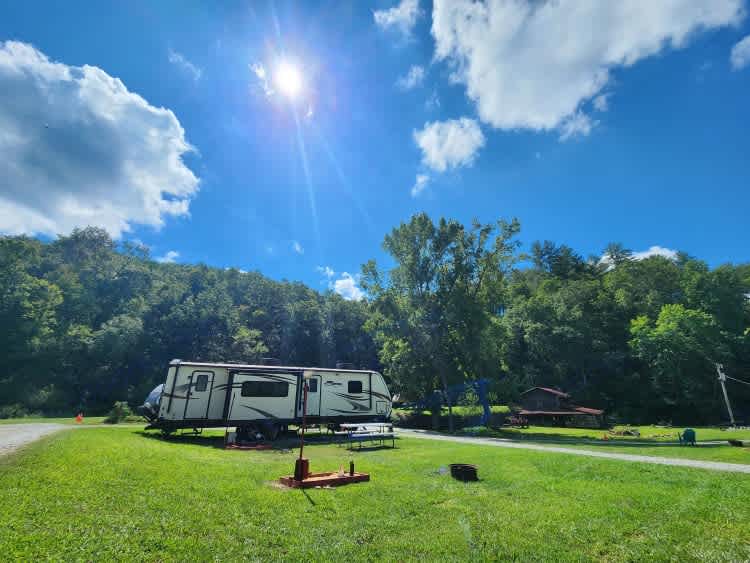 Mountain Glamper at Skeenah Creek