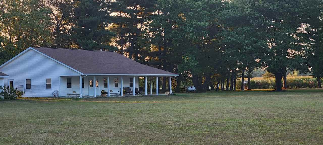 Whispering Pines Events & Lodging