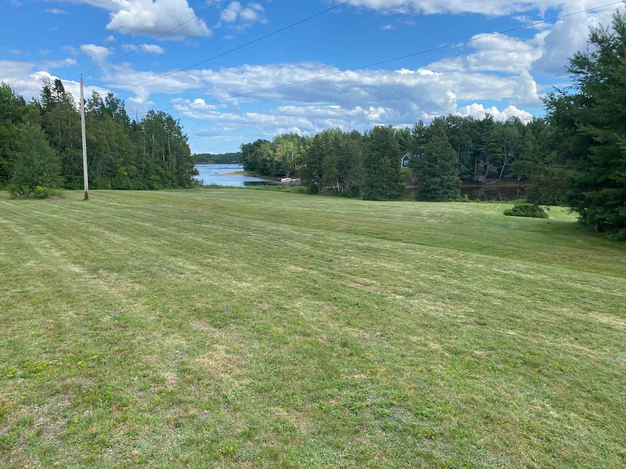 Waterfront Secluded Relaxing Field