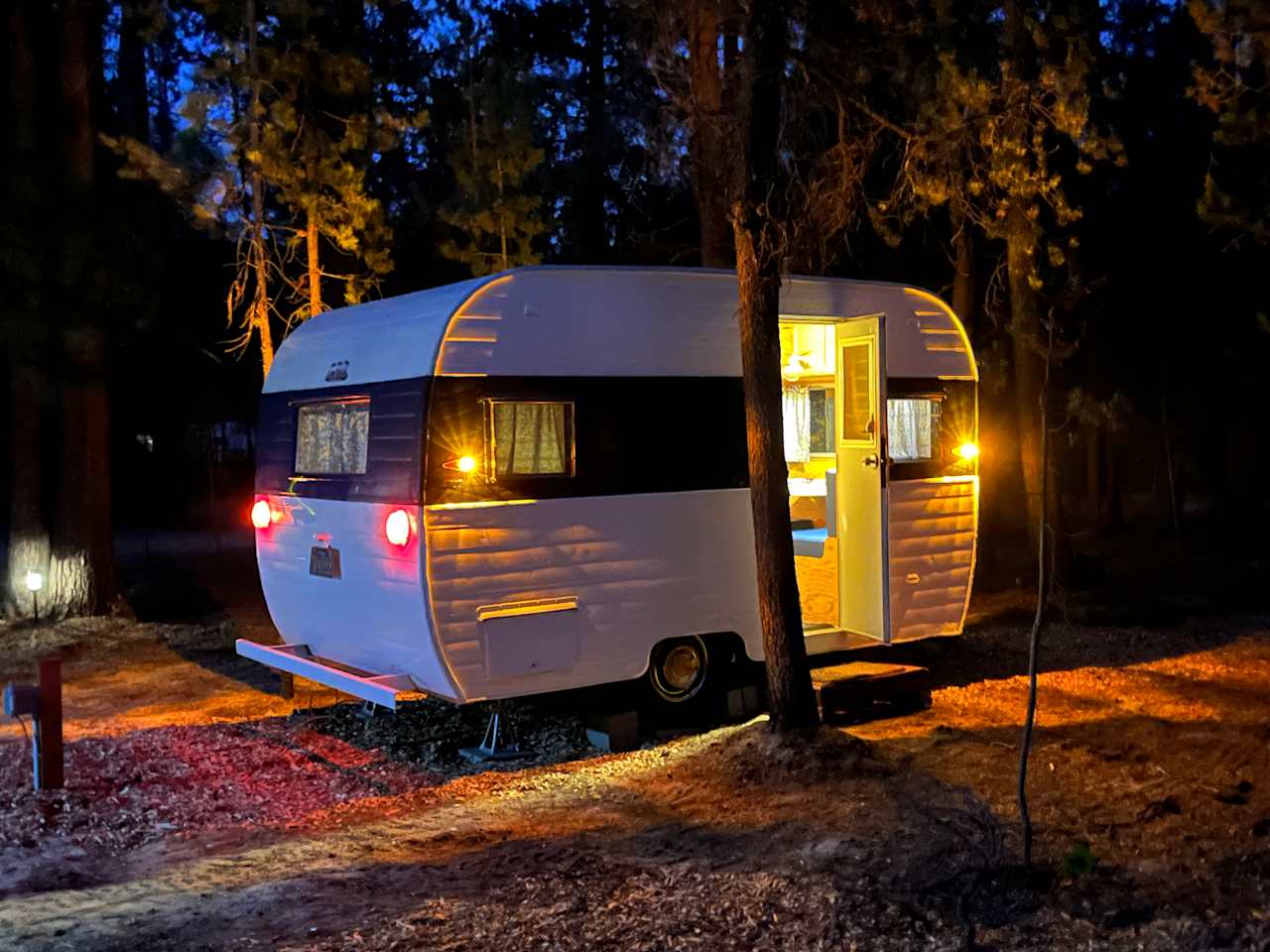 Log Shelter Retreat