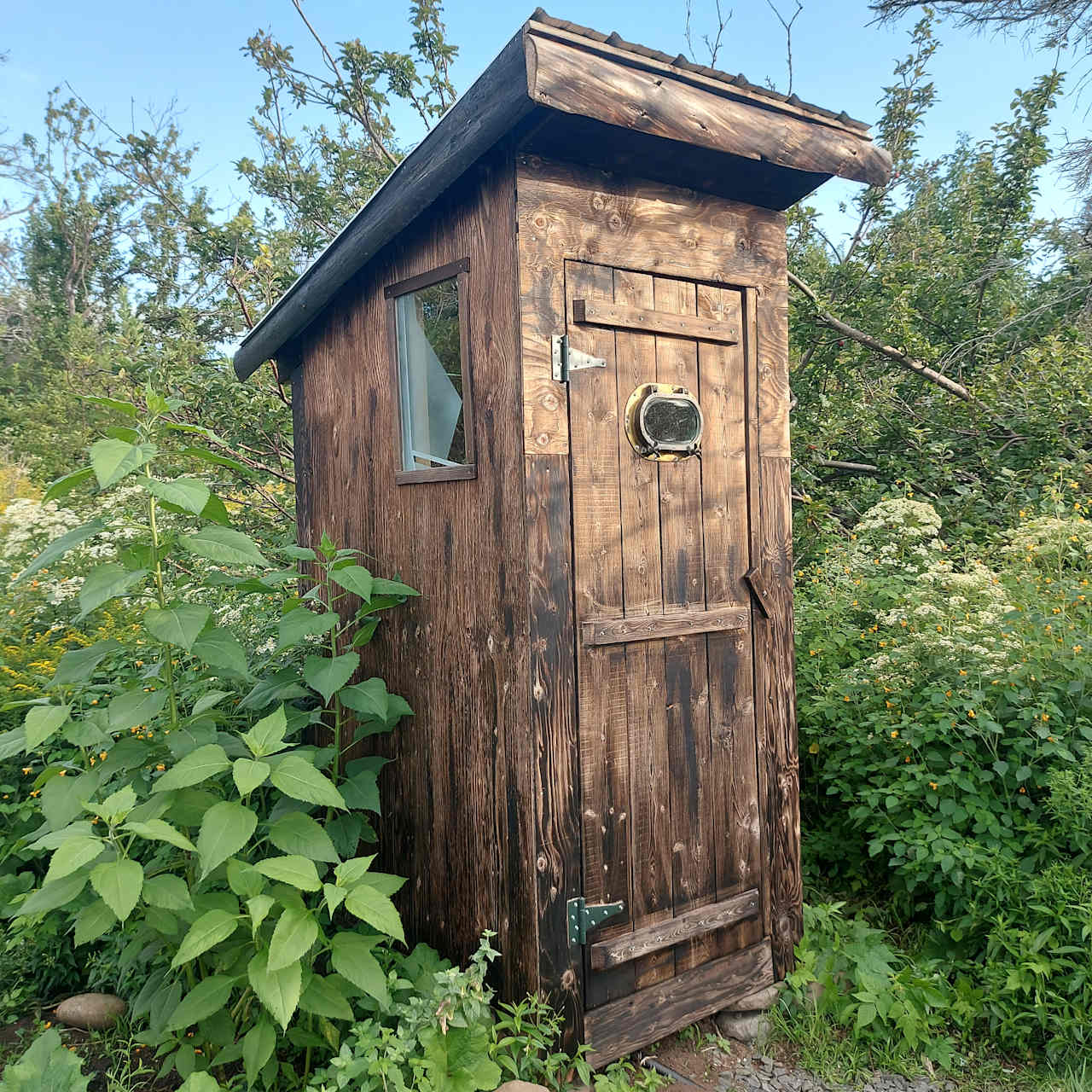 Fundy Fantasy Oceanfront Cabin