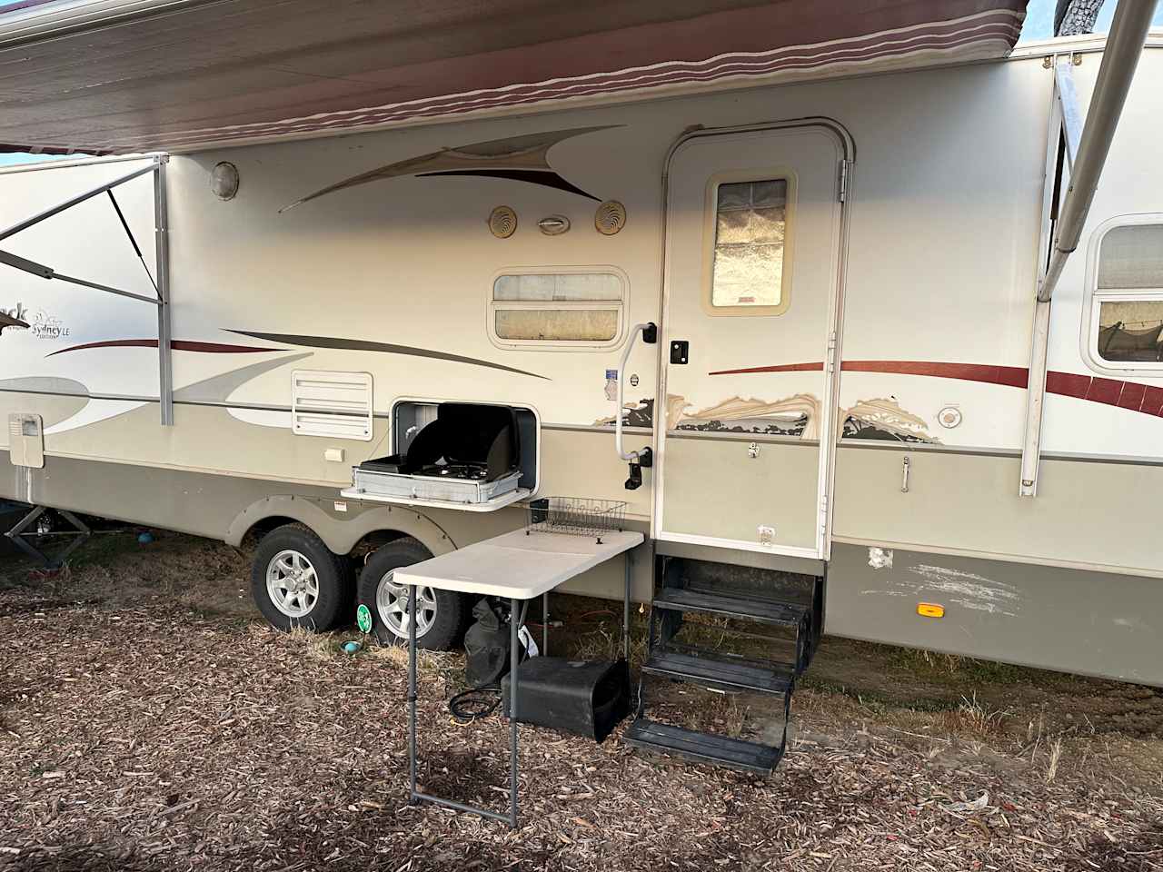 Outdoor stove and sink