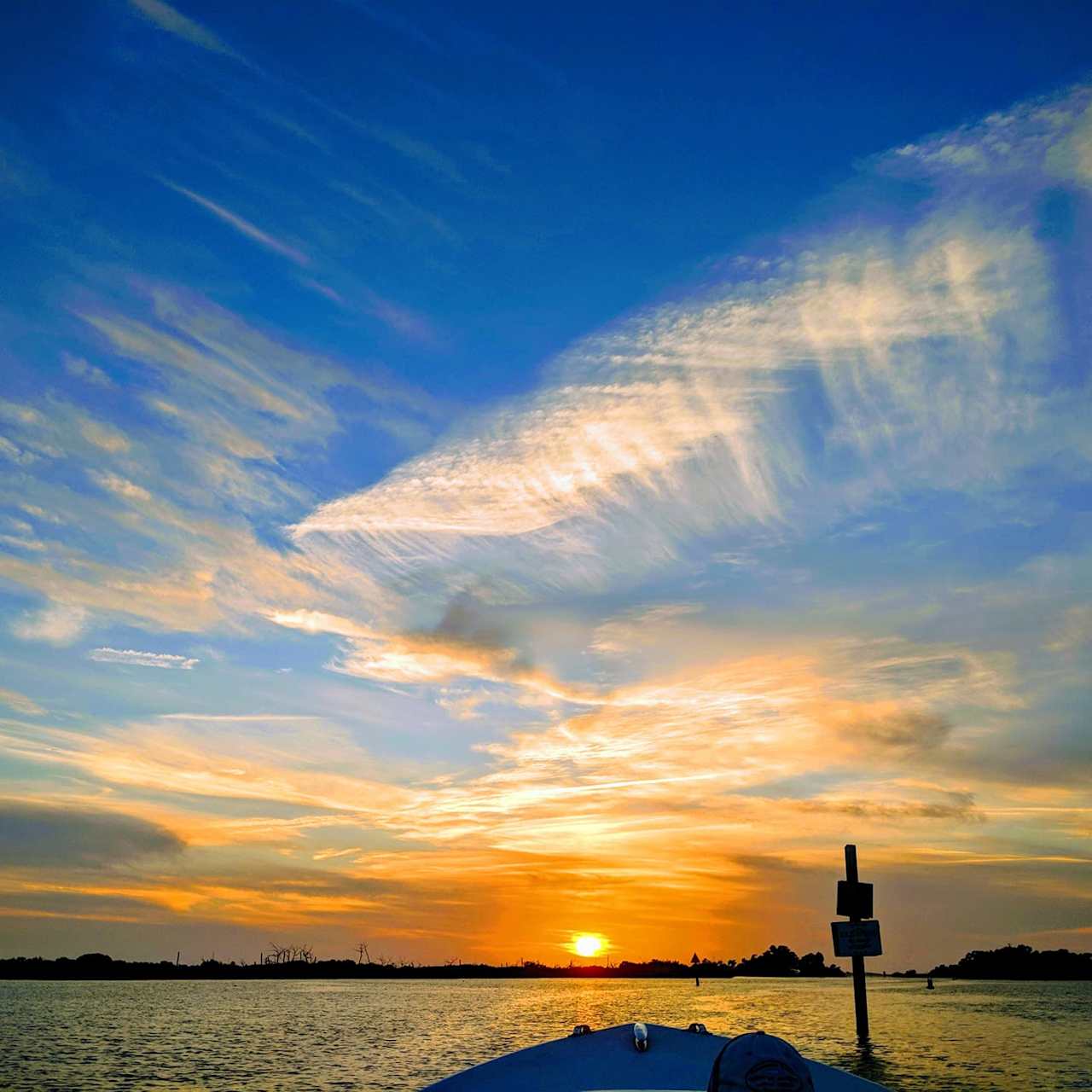 5 minutes from boat ramps and kayak launch sites to the Homosassa River.