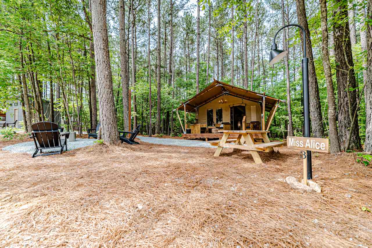 Sugarneck Glamping Resort, NC