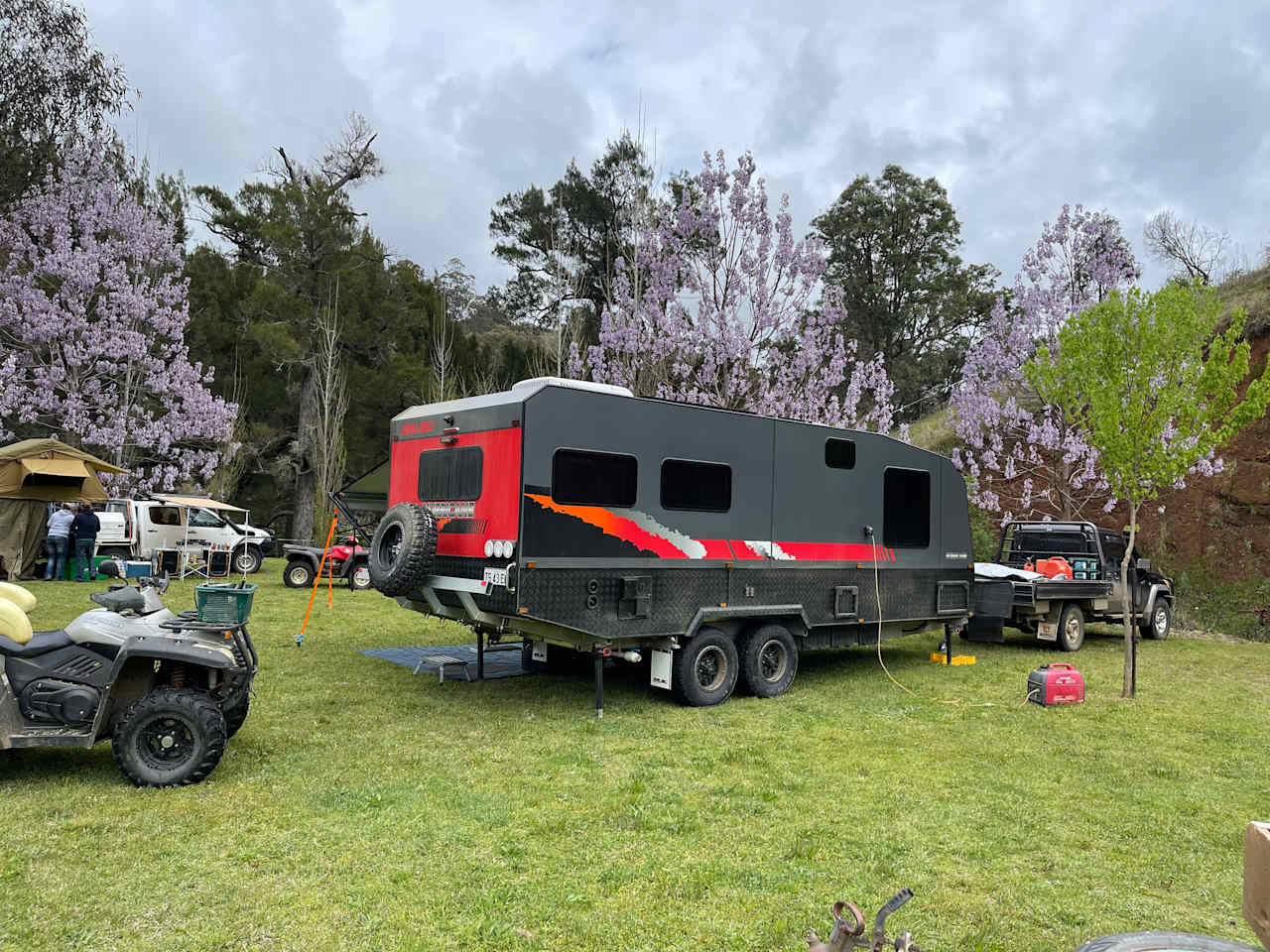 Barnard River Farm,Hanging Rock