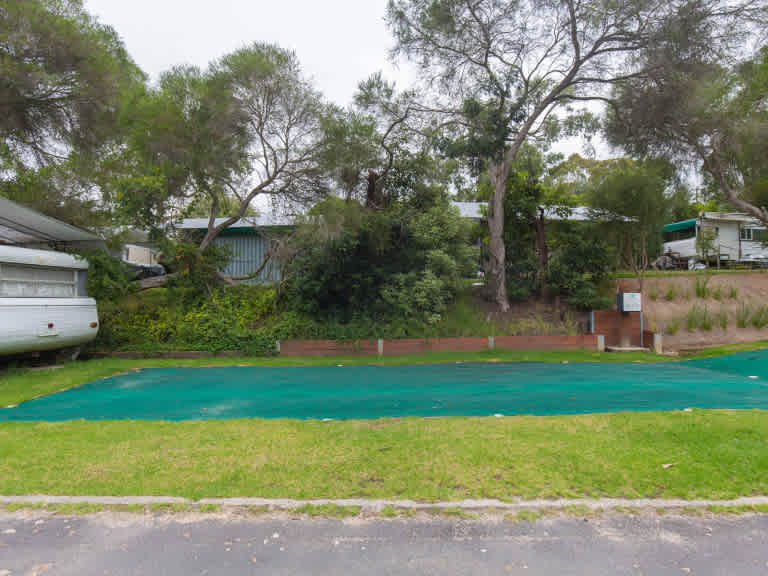 Wonboyn Cabins & Caravan Park