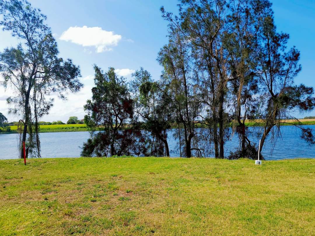 River terrace camping Cowper 2460