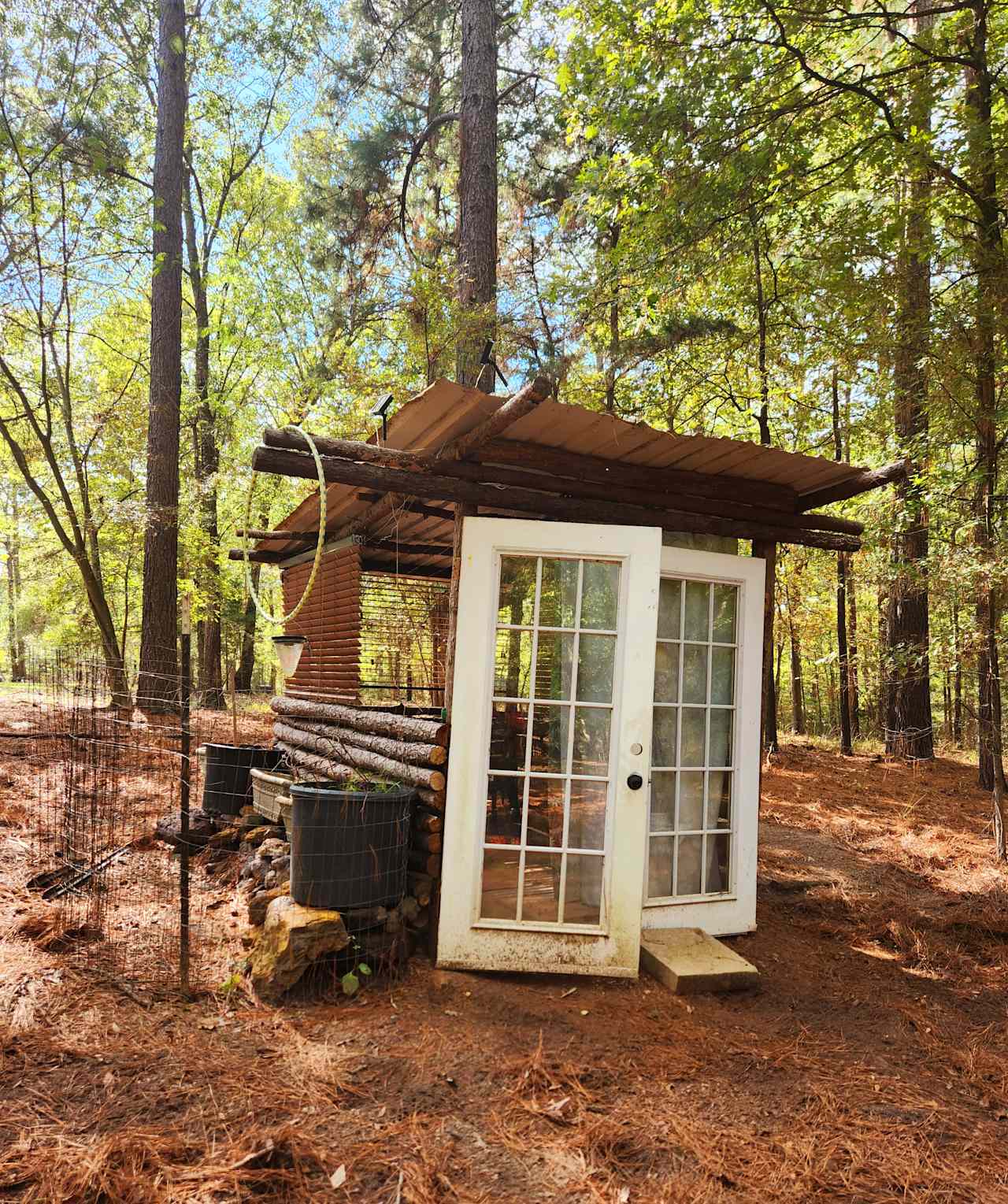 Outdoor composting toilet with night lights