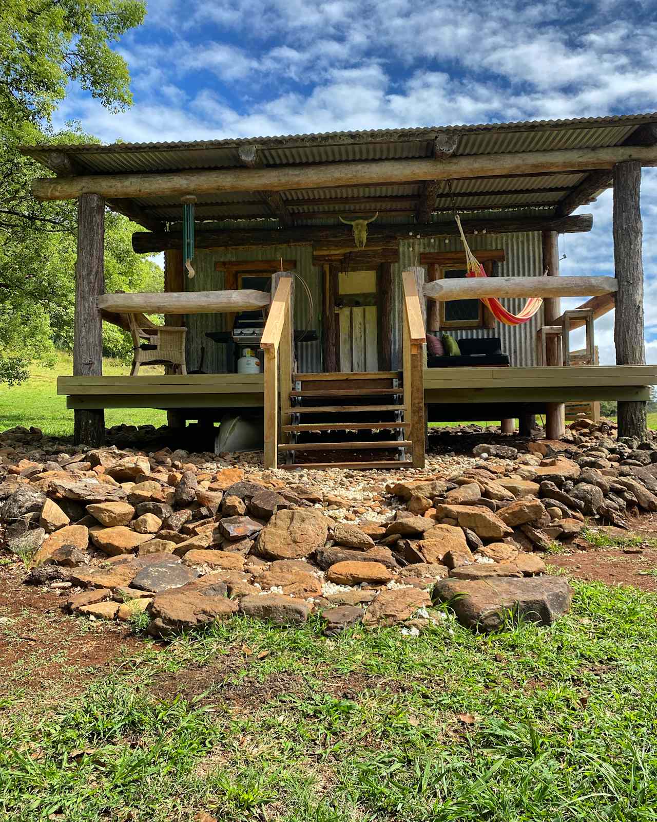 New stairs for Barachi thanks to our talented son - ready to be enjoyed by our guests! 