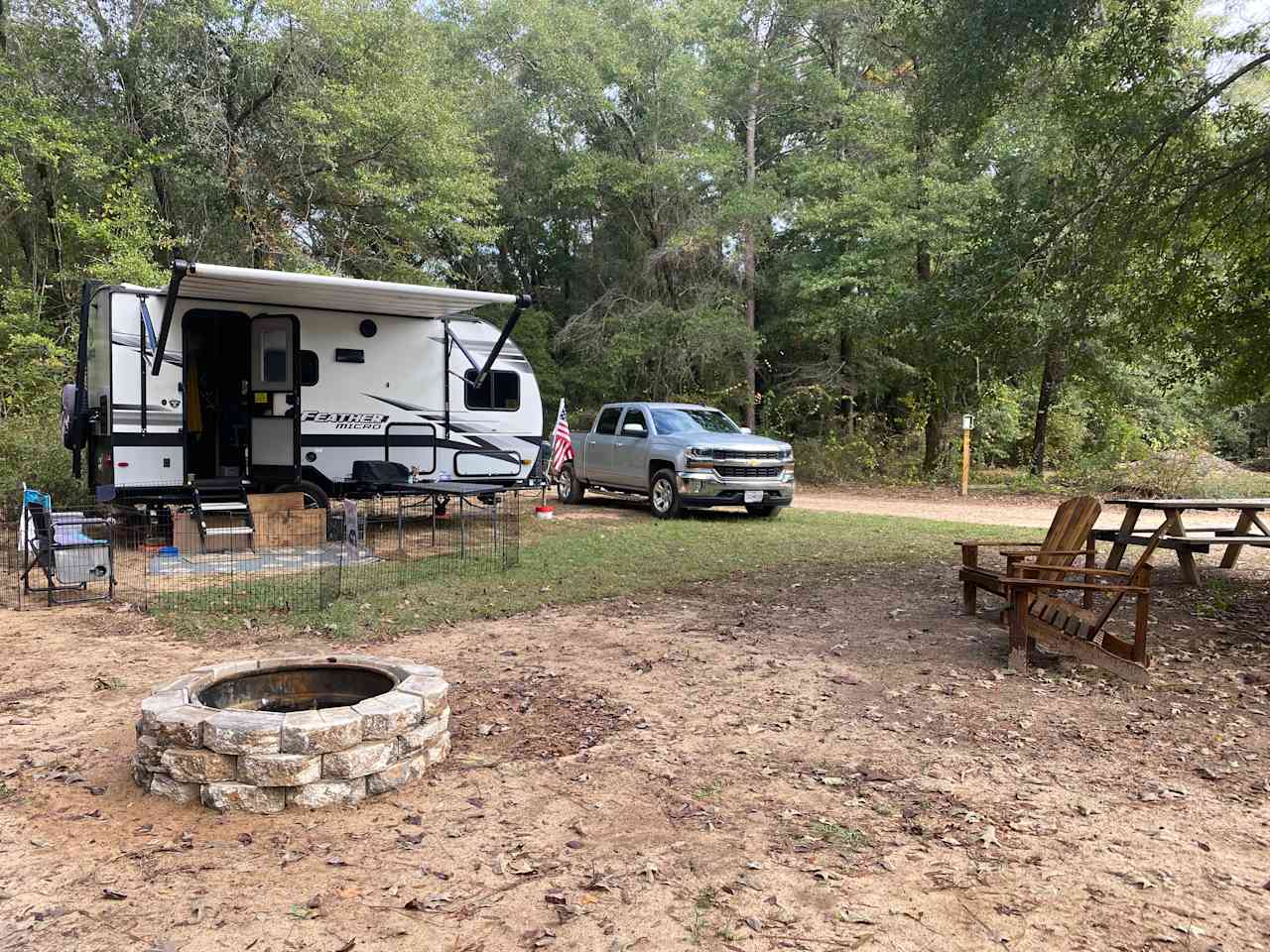 This is a picture of the Long Leaf Landing Site - but not the "Cozy Camper".  Our camper is a 29' 2003 Dutchman.