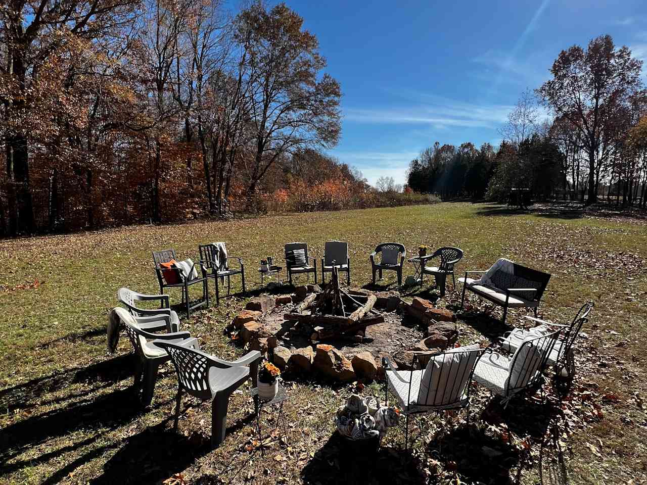 Large community fire pit provides amazing starlight sky’s and plenty of opportunities for s’mores!