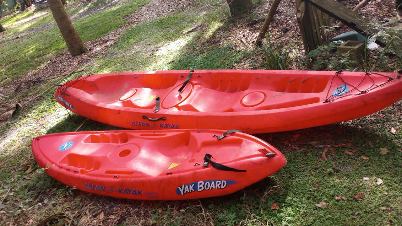 Available w seat backs & paddles and lifejackets