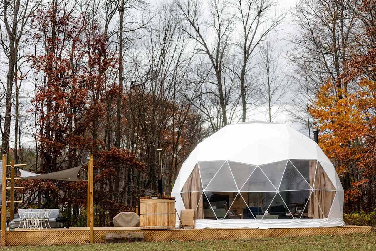 Open Sky Glamping Kawartha Dome