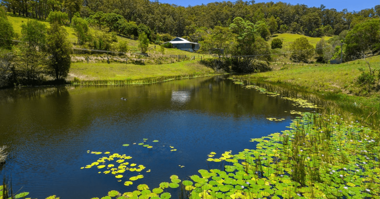 Hinterland Hideway