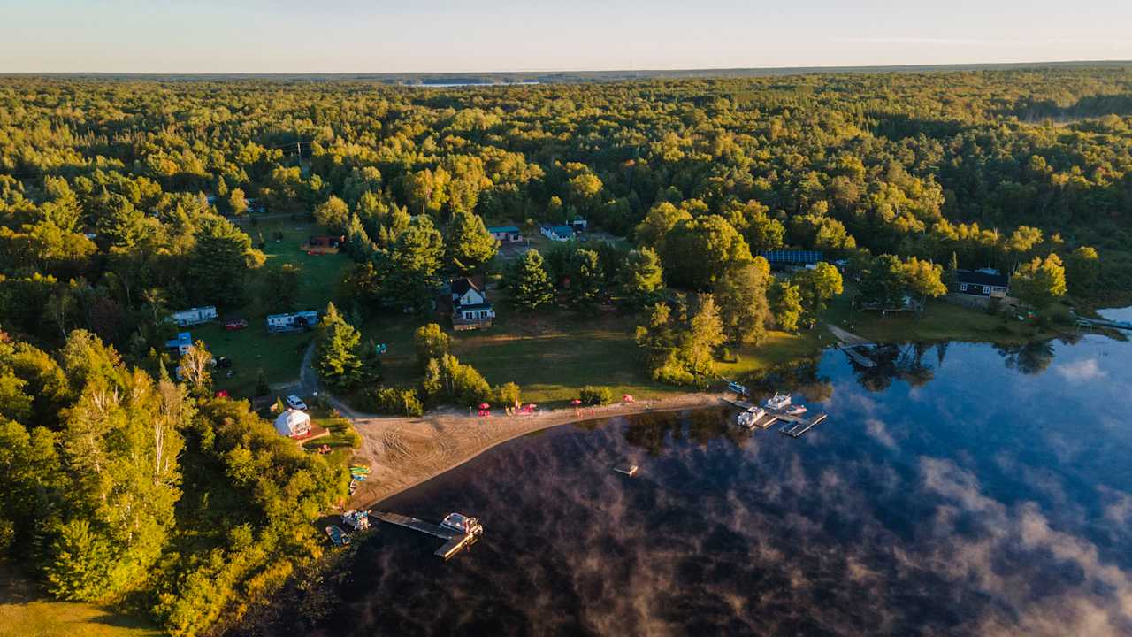 Tiny Village Parry Sound - Camping