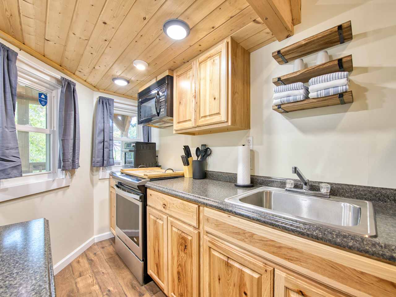 Casey Paradise Tiny Home Retreat