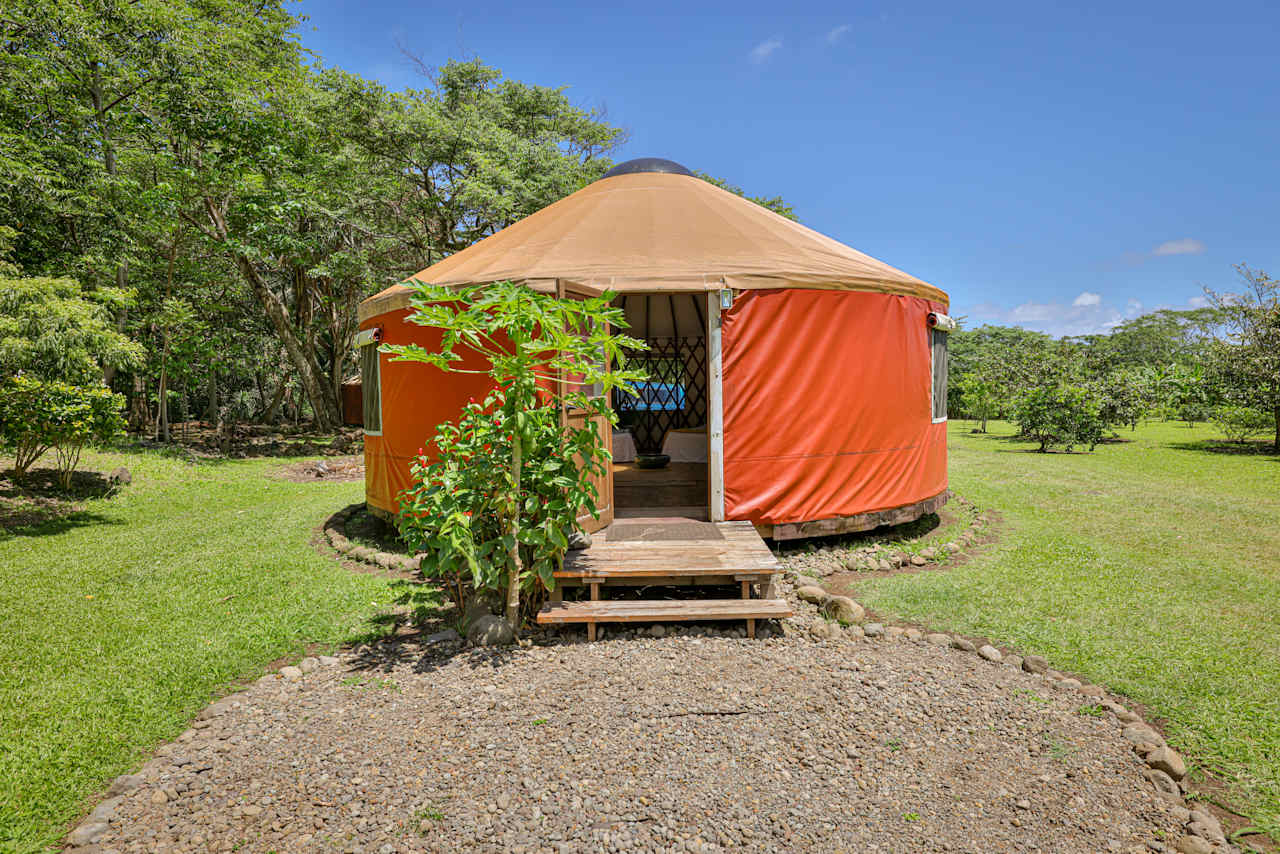 Malama Aina Retreat - Oahu