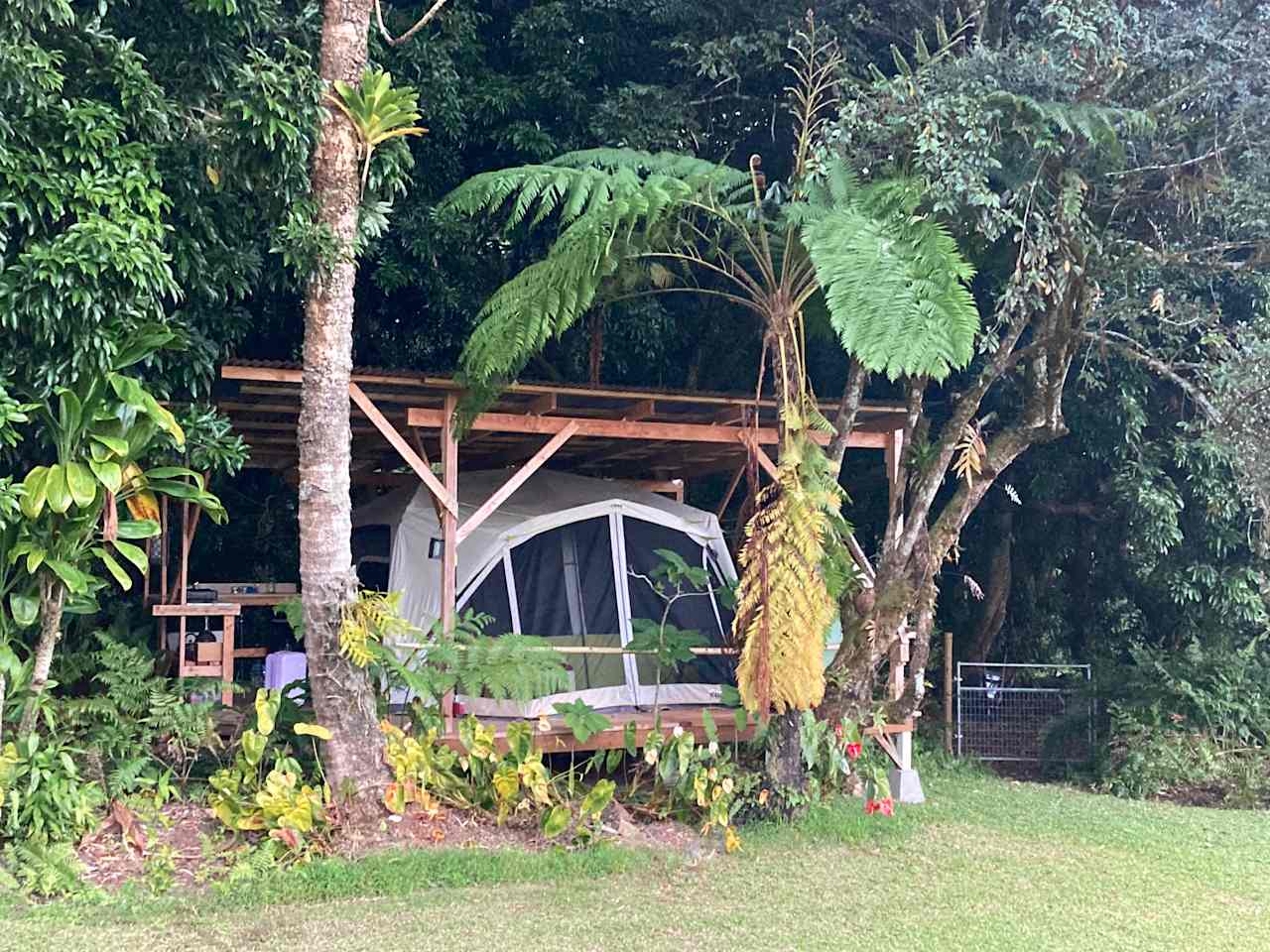 House of Light Glamping & Bathhouse