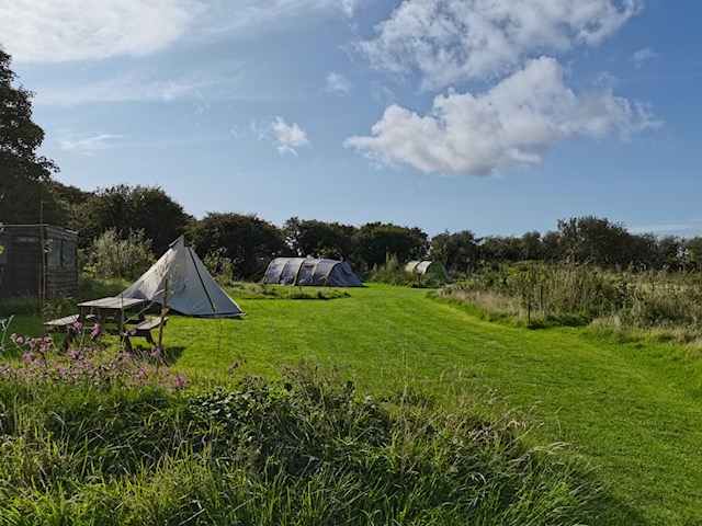 The Hide Camping & Glamping