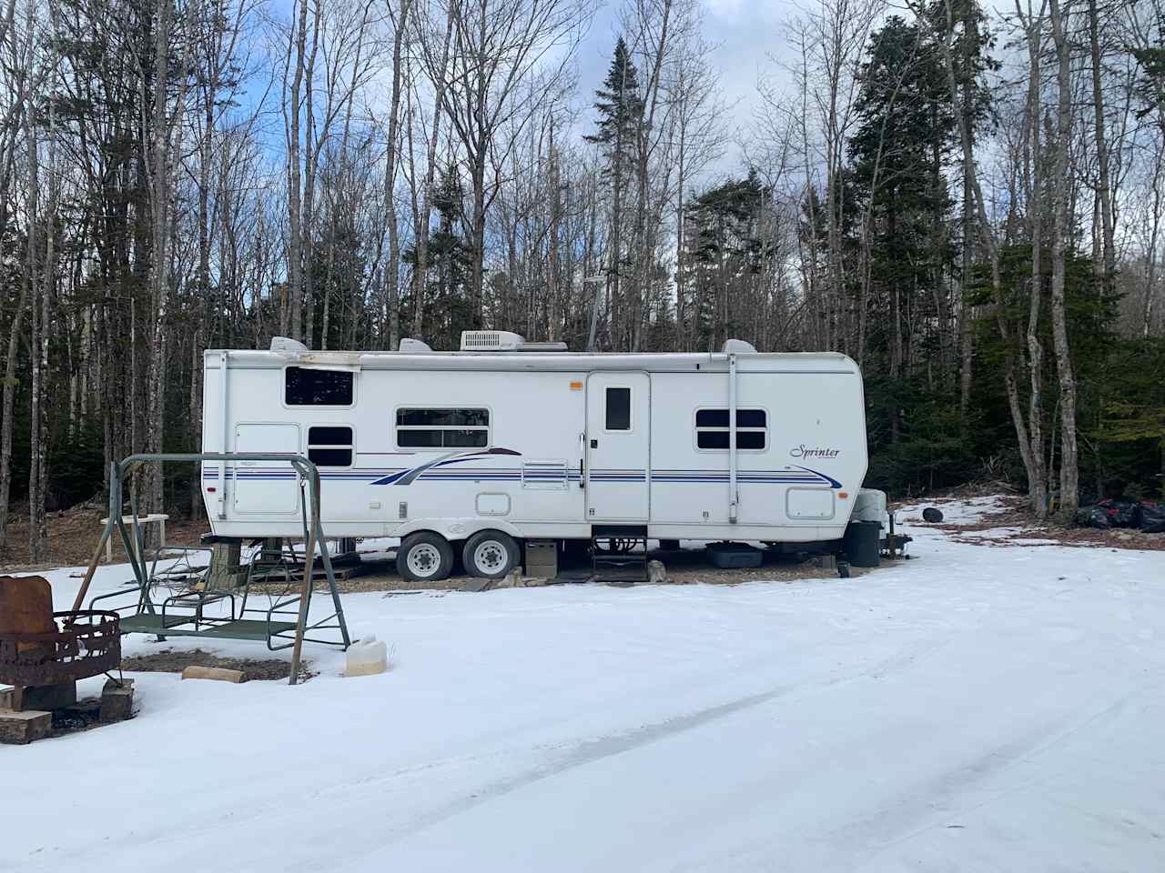 Secluded Camper Land Getaway