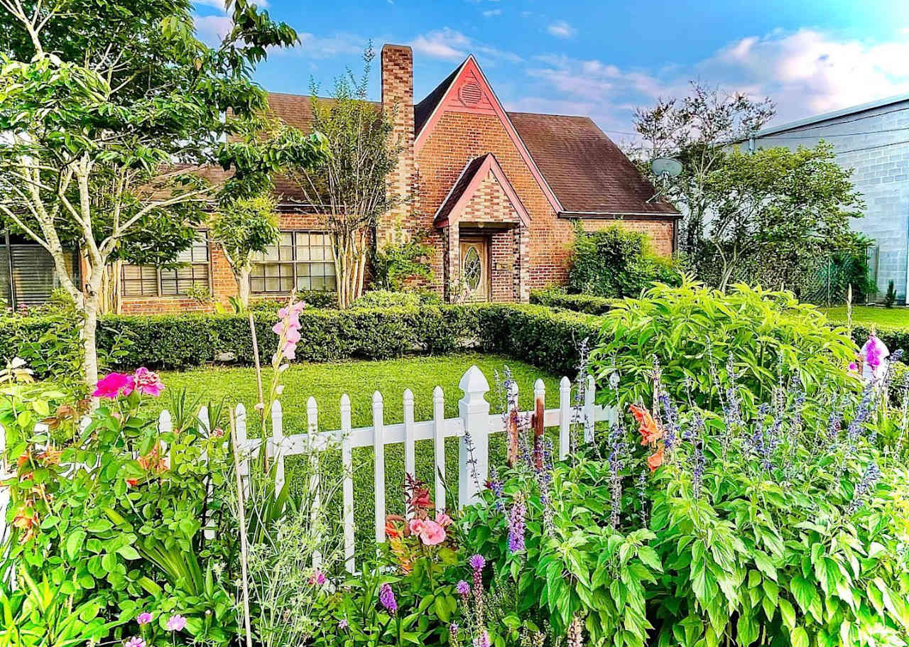 Cottage in Front of the property