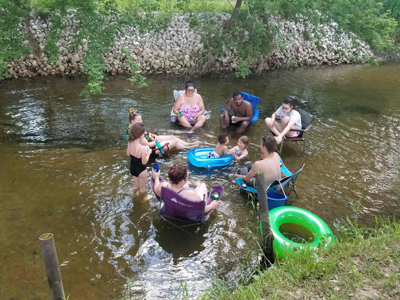 Lazy Creek Camping