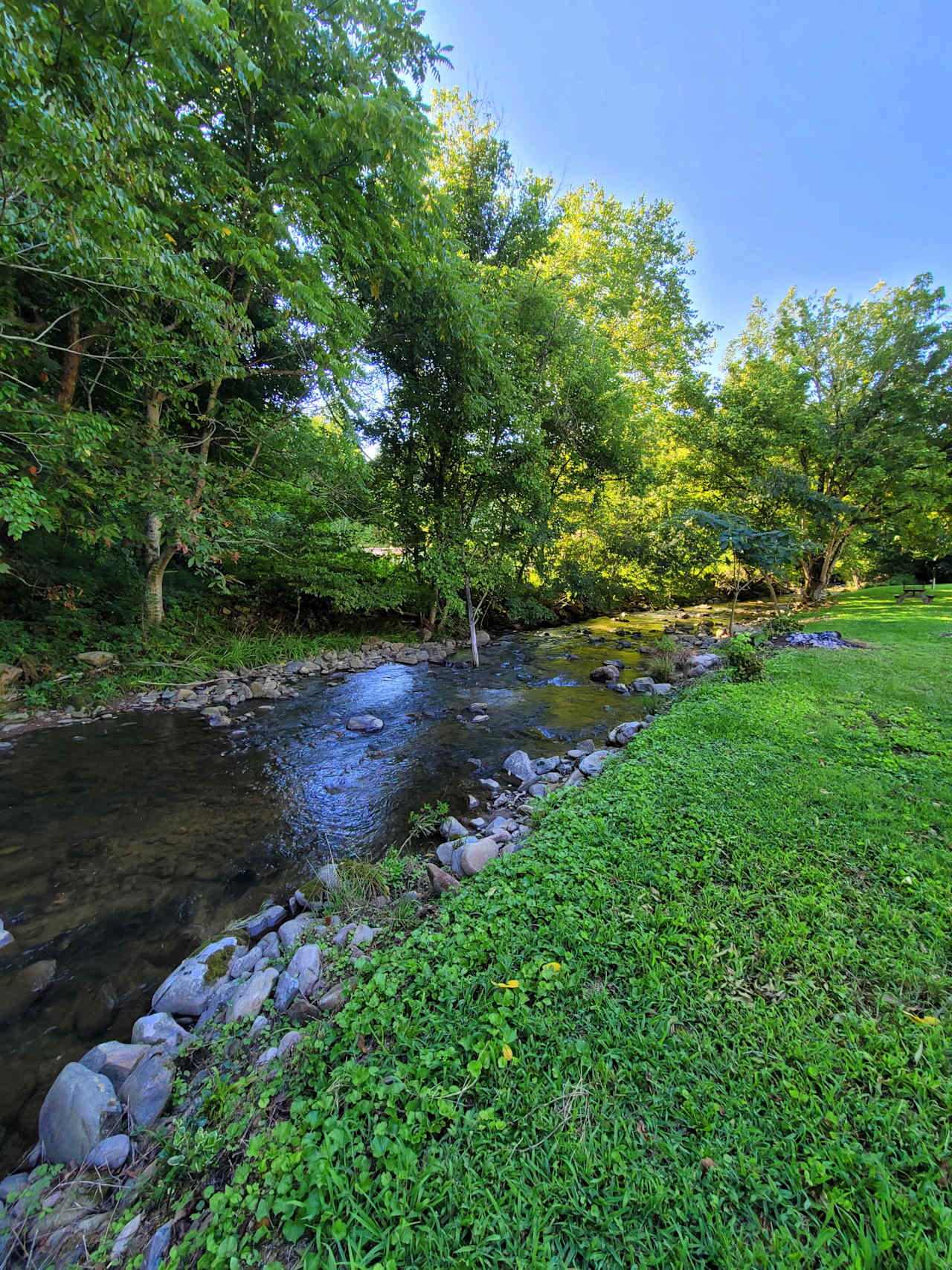 Creekside Stayz Campground