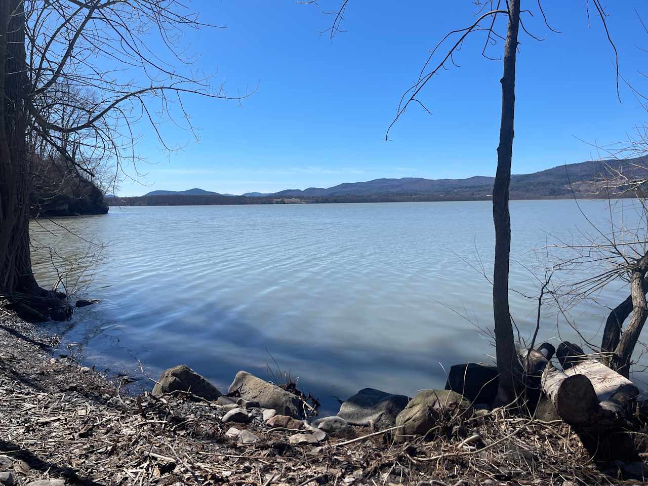 Sandy's Lake Champlain Campspot