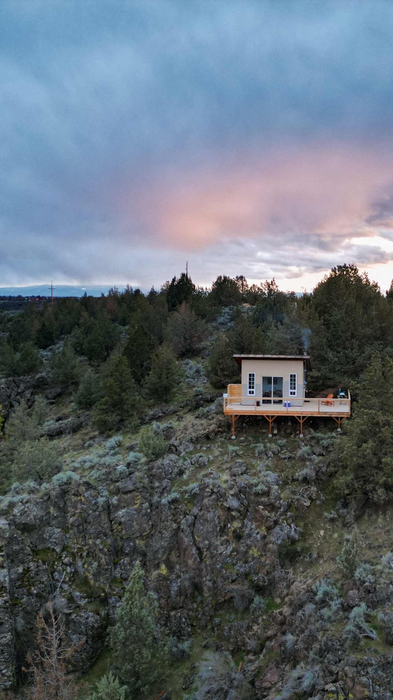 Cabin on the Rim