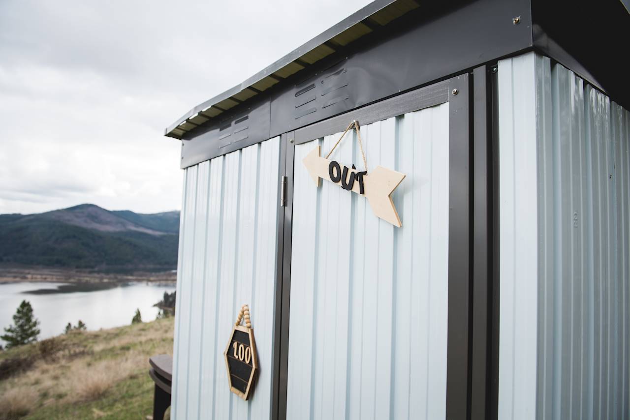 Bathroom - exterior. 


Photo provided by @kaitmckayphotography