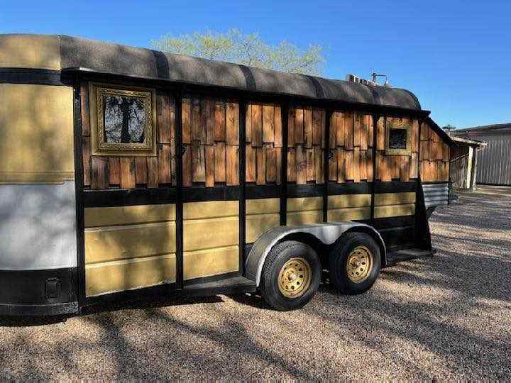 Country Chic RV, Campsites & Cabins