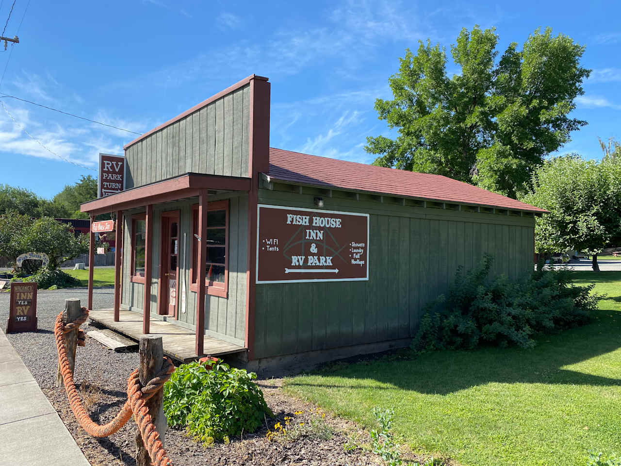 Fish House Inn & RV park campsite 