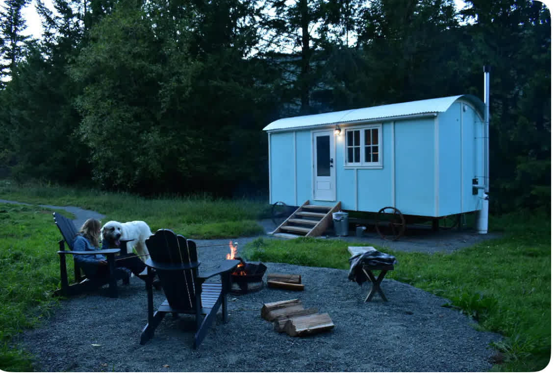 Chestnut Springs Blue Shepard's Hut