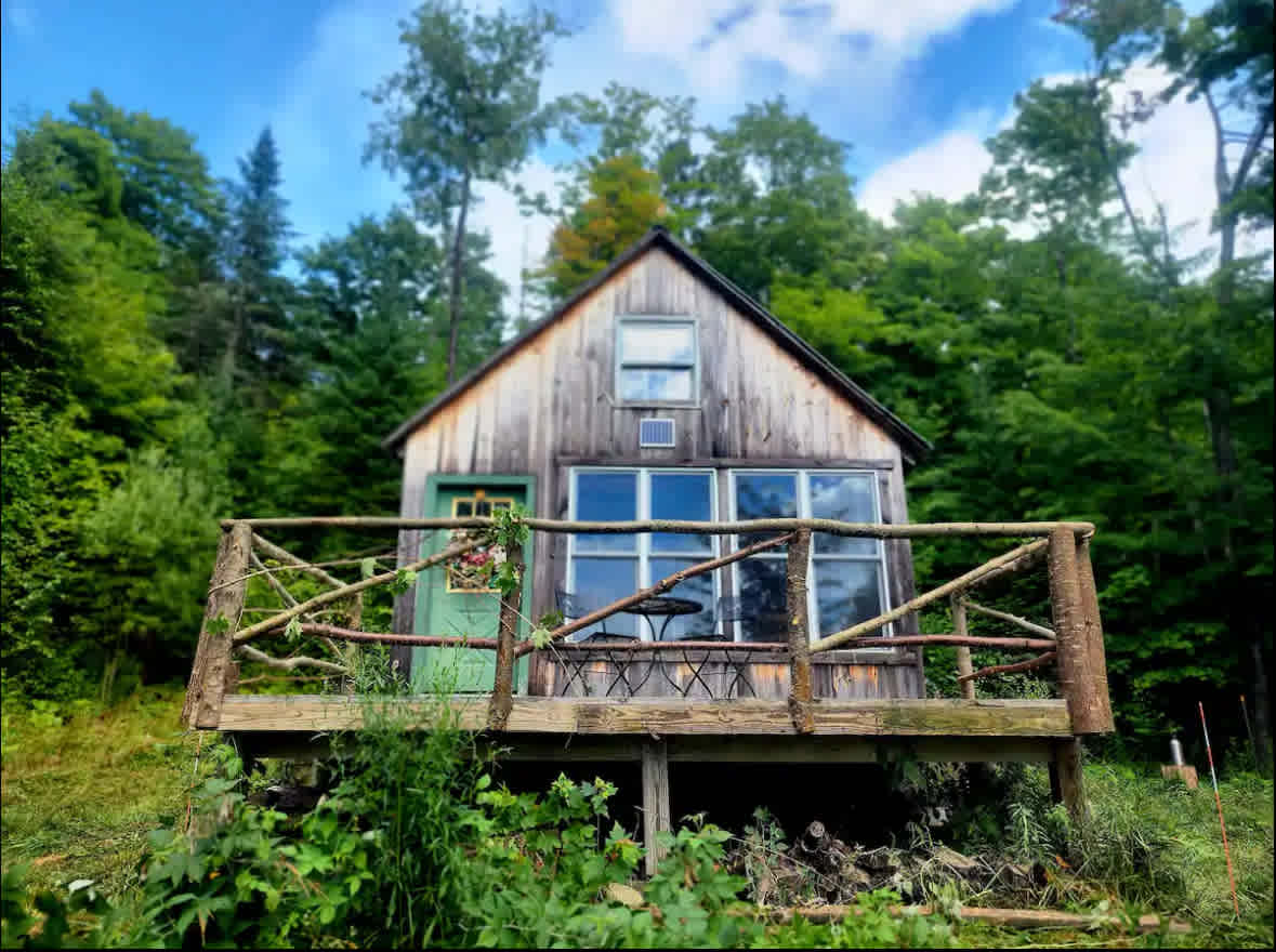 Mountain Cabin With A Scenic View!