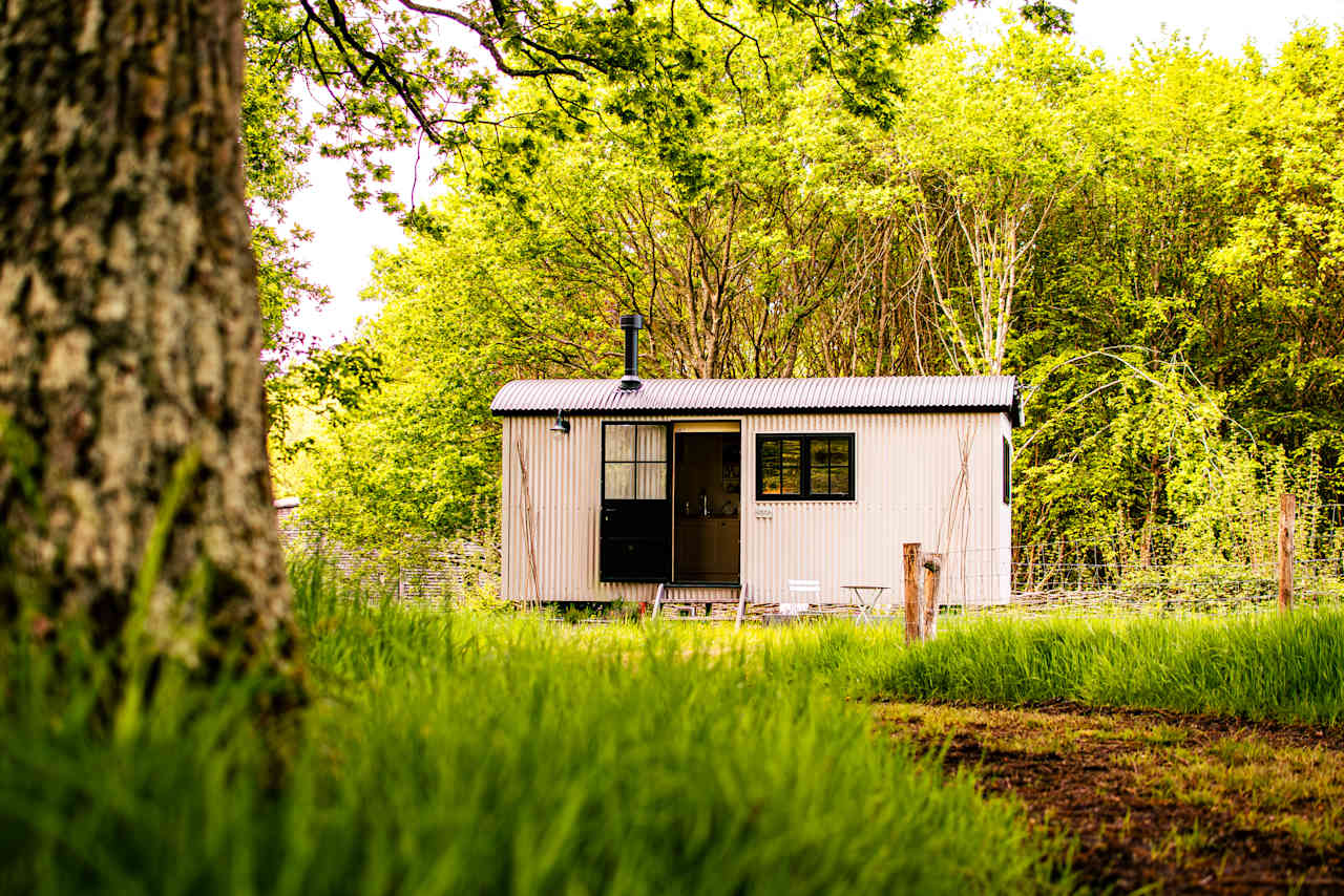 A view of the hut from one of the surrounding footpaths.