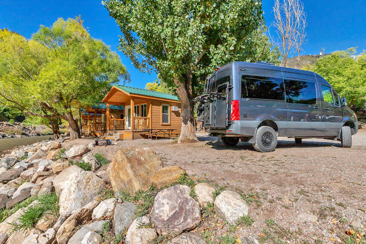 Glenwood Springs Lodging & RV Sites