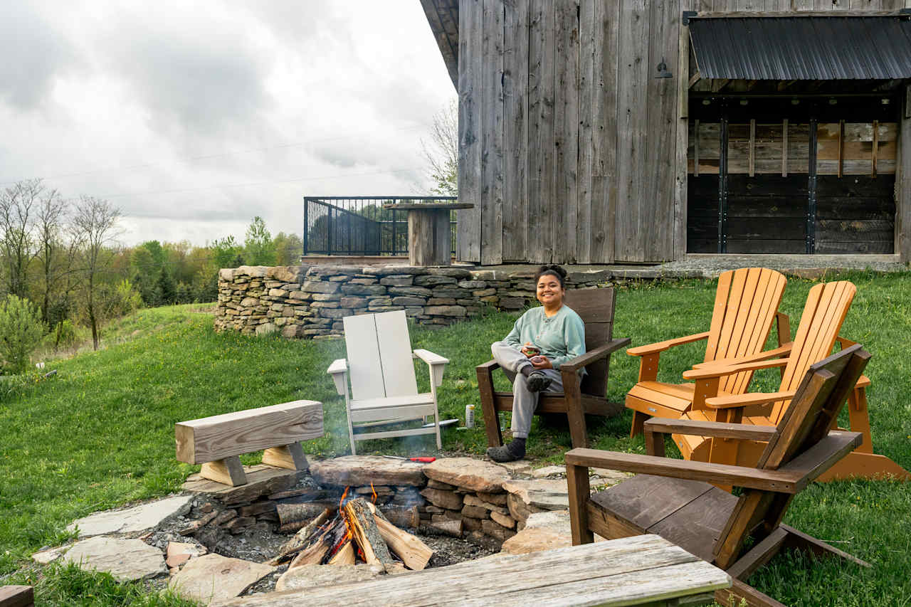 A communal firepit perfect for smore's, scary stories, and campfire songs. 