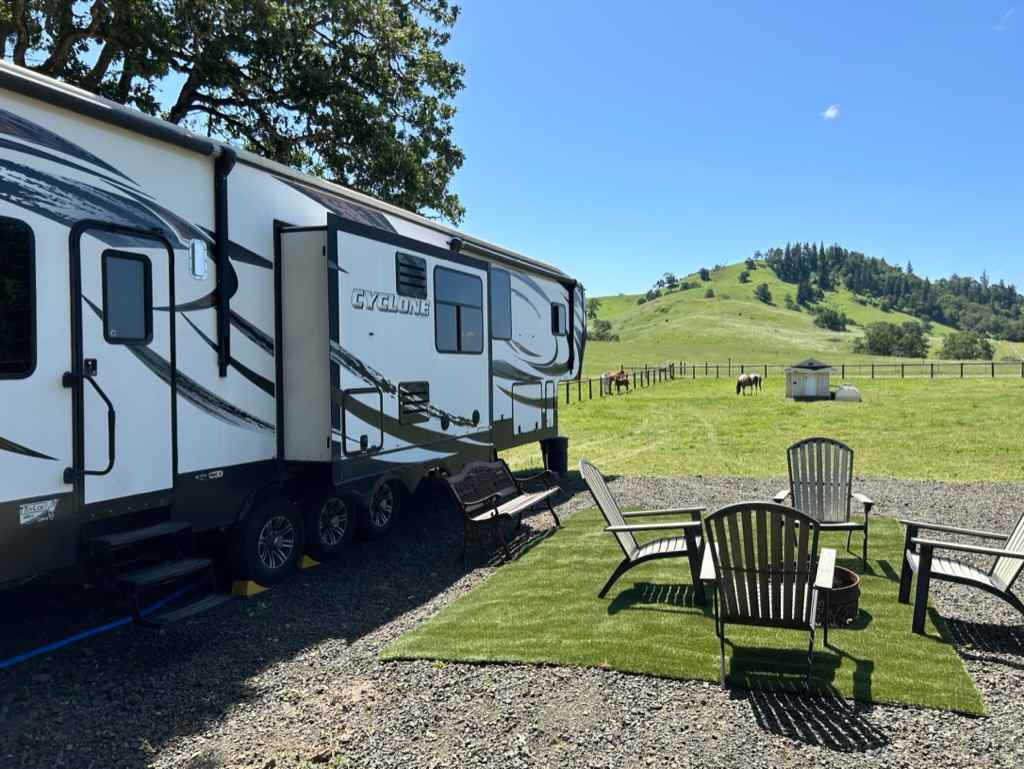 Rolling Oaks RV