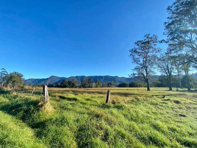 Vies of the Great Dividing Range from your campsite.