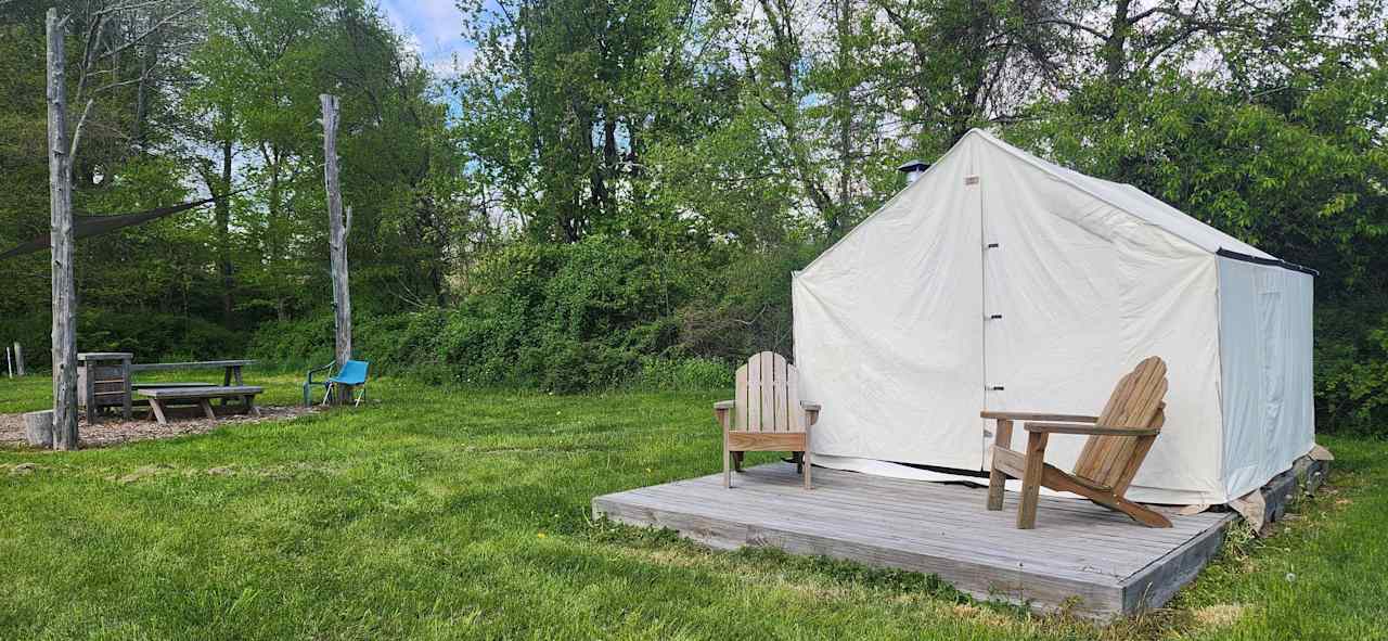 Glamping @ Meadow Ridge Farm